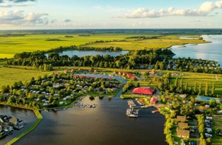 Luchtfoto De Potten