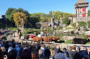 Puy Du Fou1a 702X526